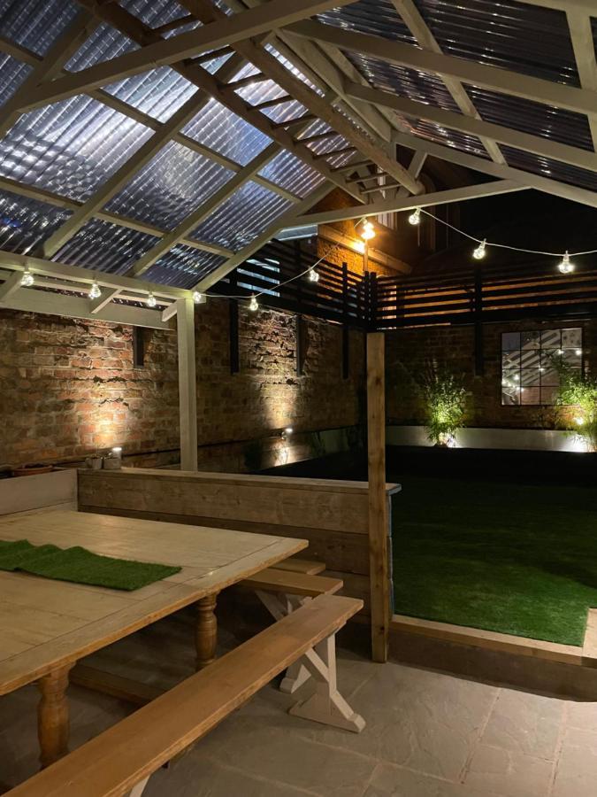 The Walled Garden At Cheshire Boutique Bathhouse Нантуич Екстериор снимка